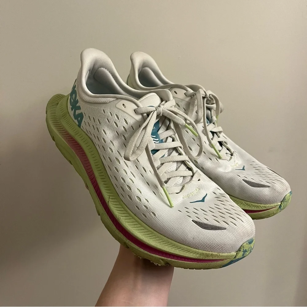 Hoka Kawana Running Shoes 8 - Picture 2 of 16